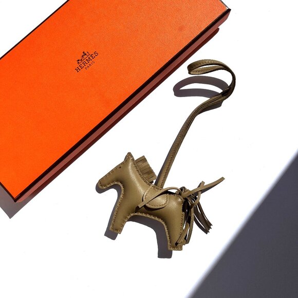Hermes Rodeo Marfa Monochrome Milo Lambskin PM Bag Charm - Picture 1 of 8